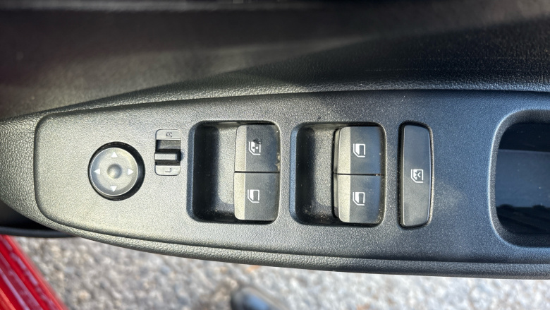 Hyundai i10 1.2 MPi Premium 5dr Auto Petrol Hatchback